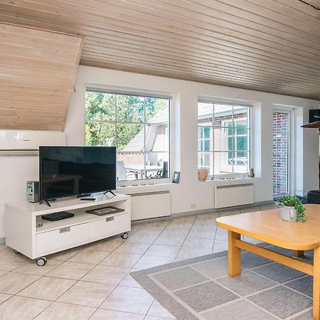 10 Person Holiday Home In Bl Vand Blåvand Kültér fotó