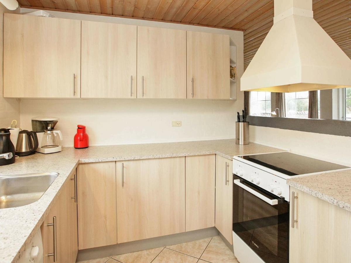 10 Person Holiday Home In Bl Vand Blåvand Kültér fotó